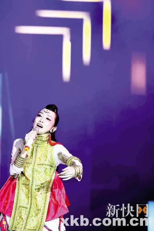 萨顶顶梵文歌曲撼动广州(图)