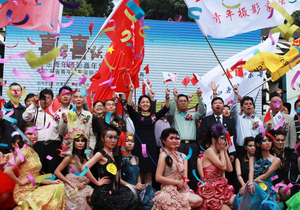 辉煌三十载,而立再飞跃—省青年摄协举办成立30周年庆典活动