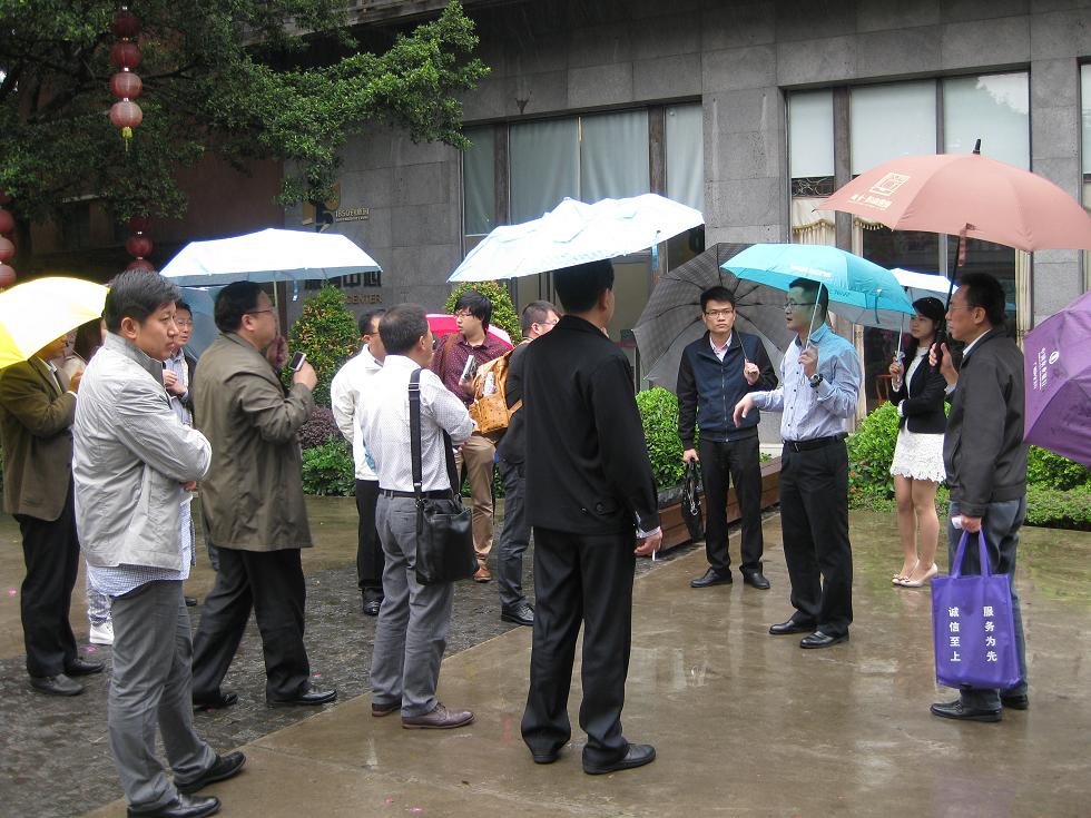 山东省青岛市经信委考察团到访1850创意园