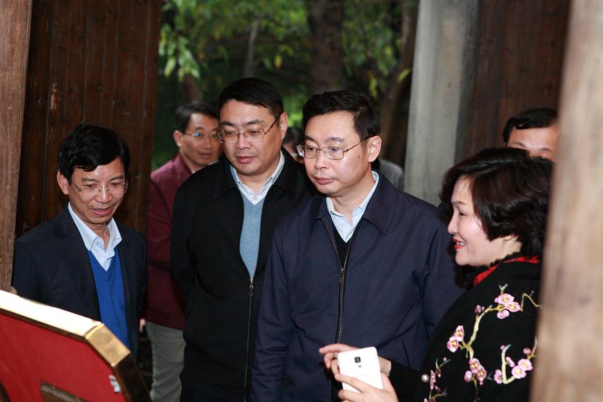 广州市市长温国辉带队视察1850创意园